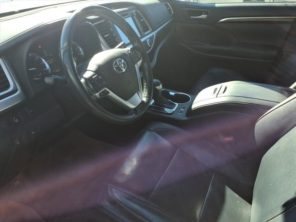 2015 Toyota Highlander Limited Sport Utility 4D - 22959236 - 6