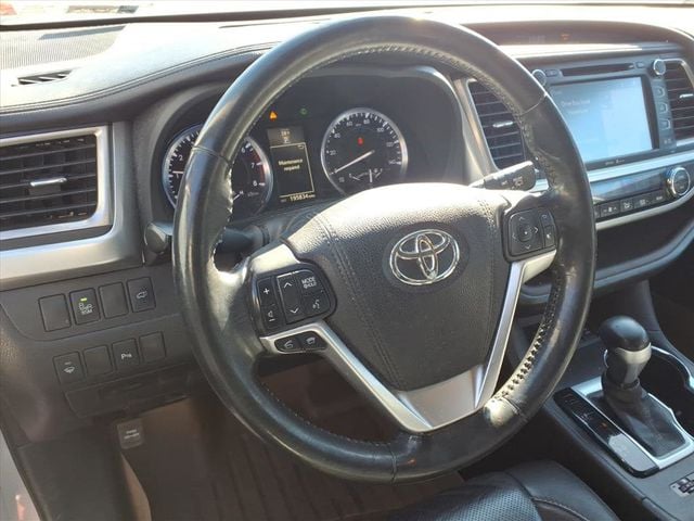2015 Toyota Highlander Limited Sport Utility 4D - 22959236 - 8