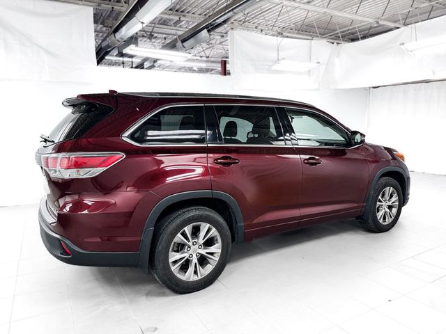 2015 Toyota Highlander XLE V6 AWD - 23033475 - 4