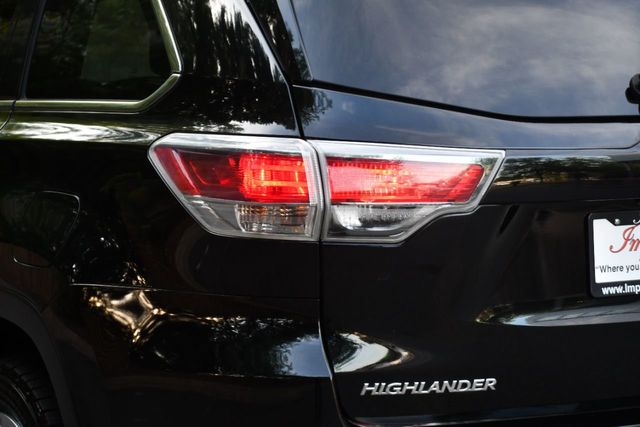 2015 Toyota Highlander Hybrid 4WD 4dr Limited Platinum - 22092649 - 9