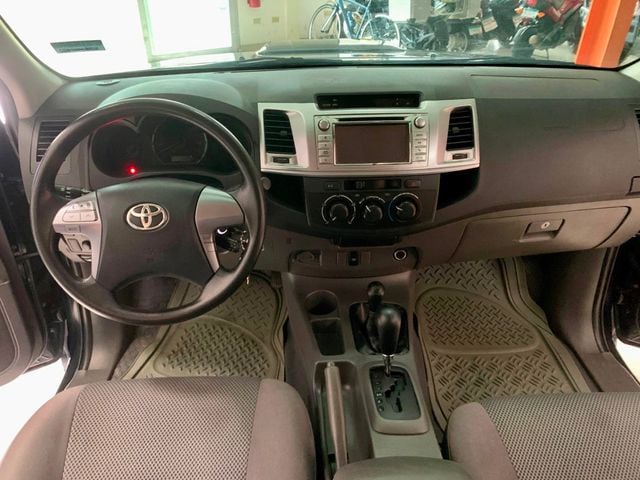 2015 Toyota Hilux SRV 3.0 4x4 Automatico Solo 140 mil KMS - 22697647 - 9