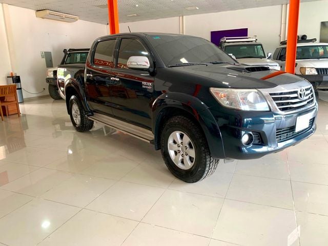 2015 Toyota Hilux SRV 3.0 4x4 Automatico Solo 140 mil KMS - 22697647 - 1