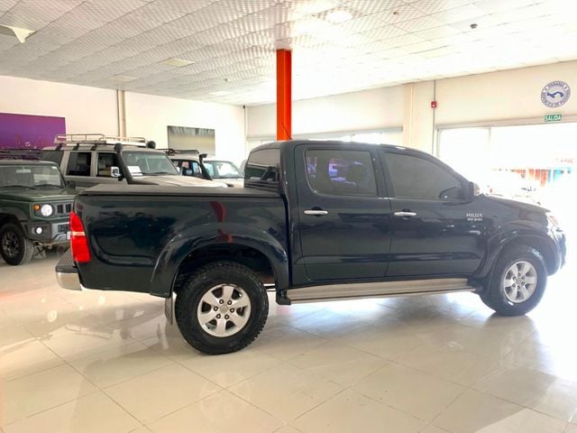 2015 Toyota Hilux SRV 3.0 4x4 Automatico Solo 140 mil KMS - 22697647 - 3