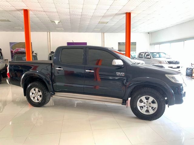 2015 Toyota Hilux SRV 3.0 4x4 Automatico Solo 140 mil KMS - 22697647 - 6