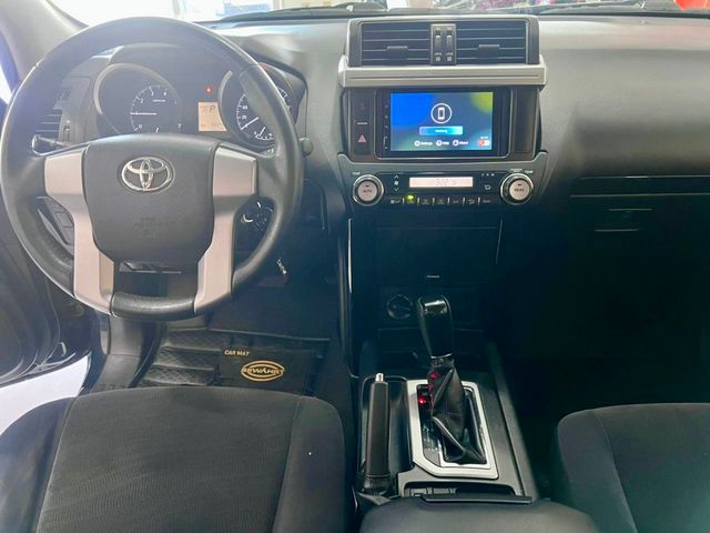 2015 Toyota Prado Disponible para alquiler Automatico  - 22994032 - 9