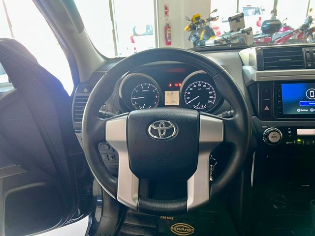 2015 Toyota Prado Disponible para alquiler Automatico  - 22994032 - 8