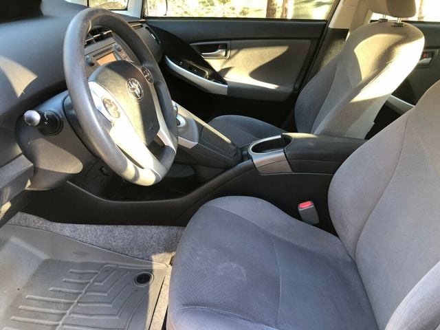 2015 Toyota Prius  - 22678859 - 8