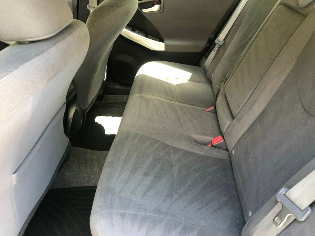 2015 Toyota Prius  - 22879161 - 6