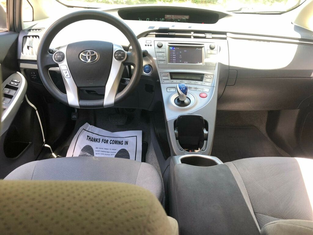 2015 Toyota Prius  - 22879161 - 7