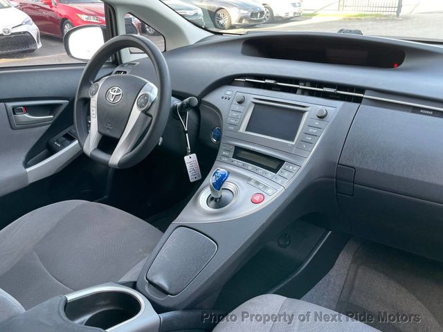 2015 Toyota Prius 2015 TOYOTA PRIUS HYBRID II 4D HATCHBACK WARRANTY 615-730-9991 - 23043706 - 14