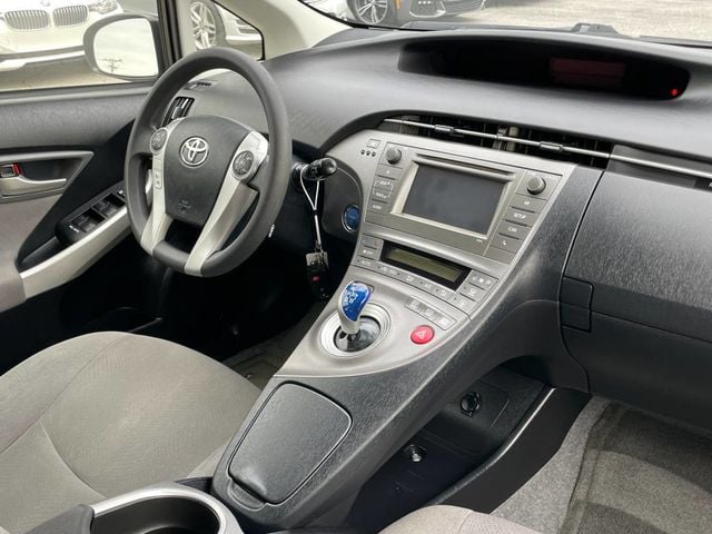 2015 Toyota Prius 2015 TOYOTA PRIUS TWO HATCHBACK 4D HYBRID 1-OWNER 615-730-9991 - 22775697 - 12