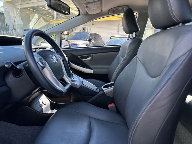 2015 Toyota Prius 5dr Hatchback Four - 22954918 - 11