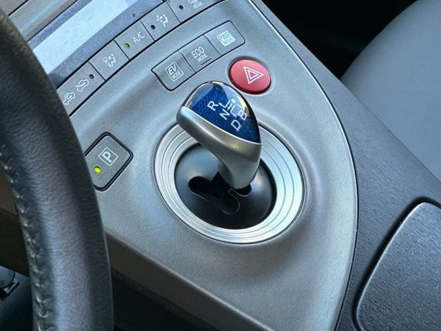 2015 Toyota Prius 5dr Hatchback Four - 22954918 - 17