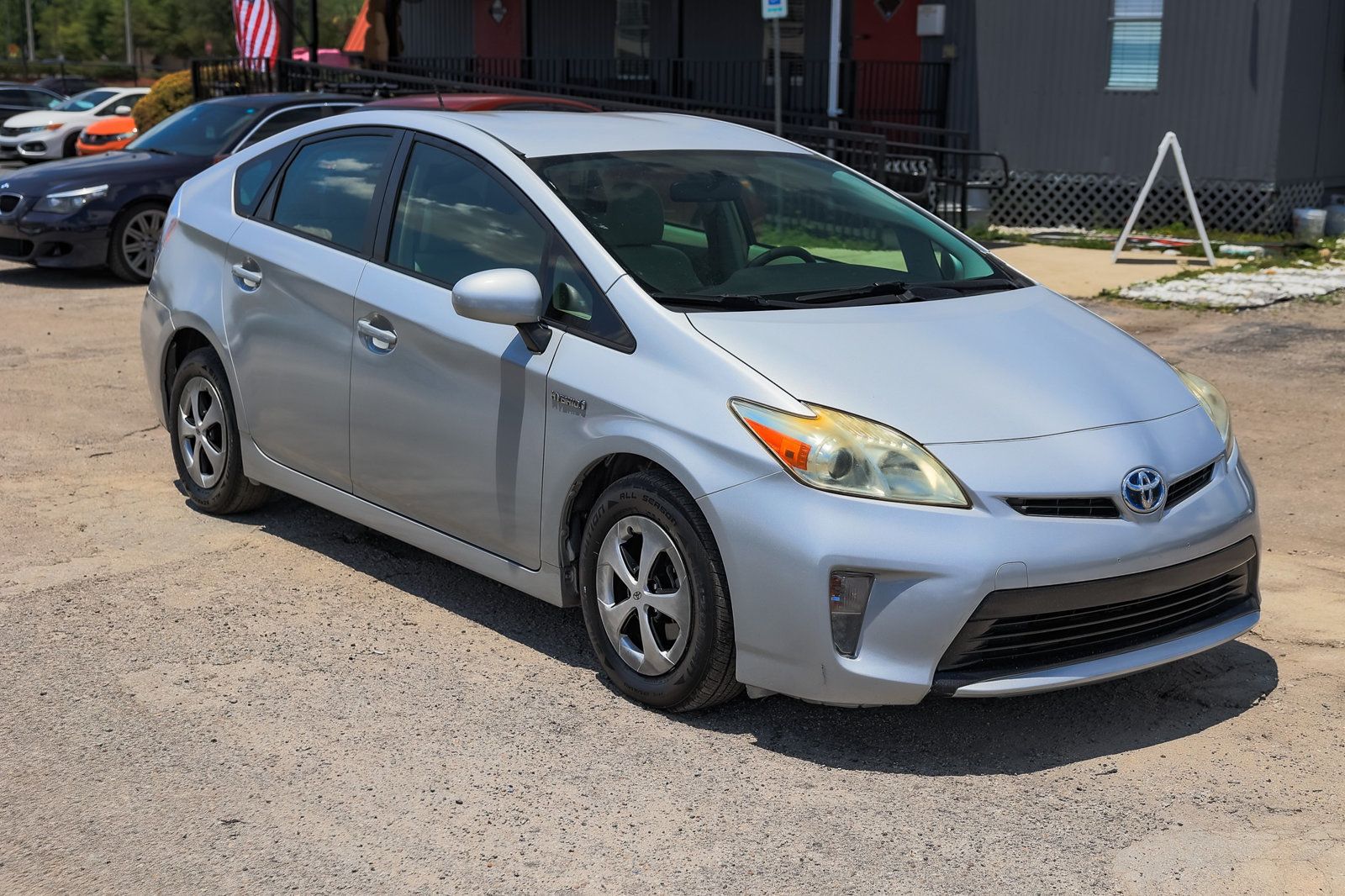 2015 Toyota Prius Four photo 17