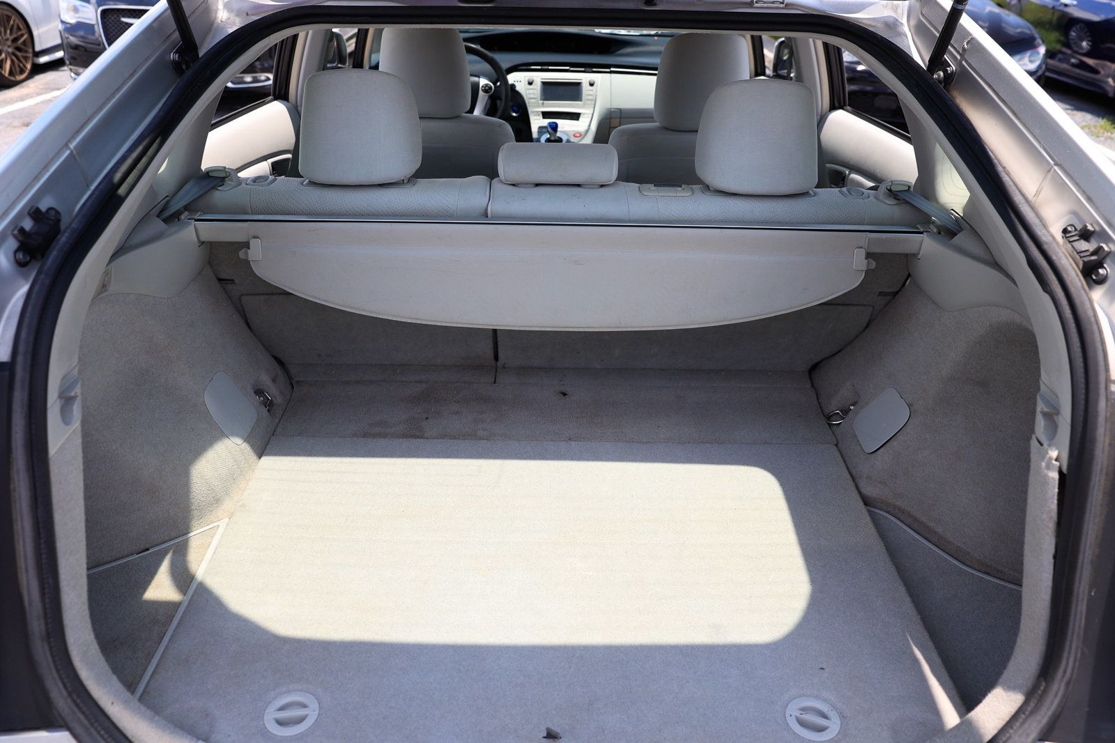 2015 Toyota Prius Four photo 24