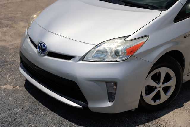 2015 Toyota Prius 5dr Hatchback Four - 22887862 - 26