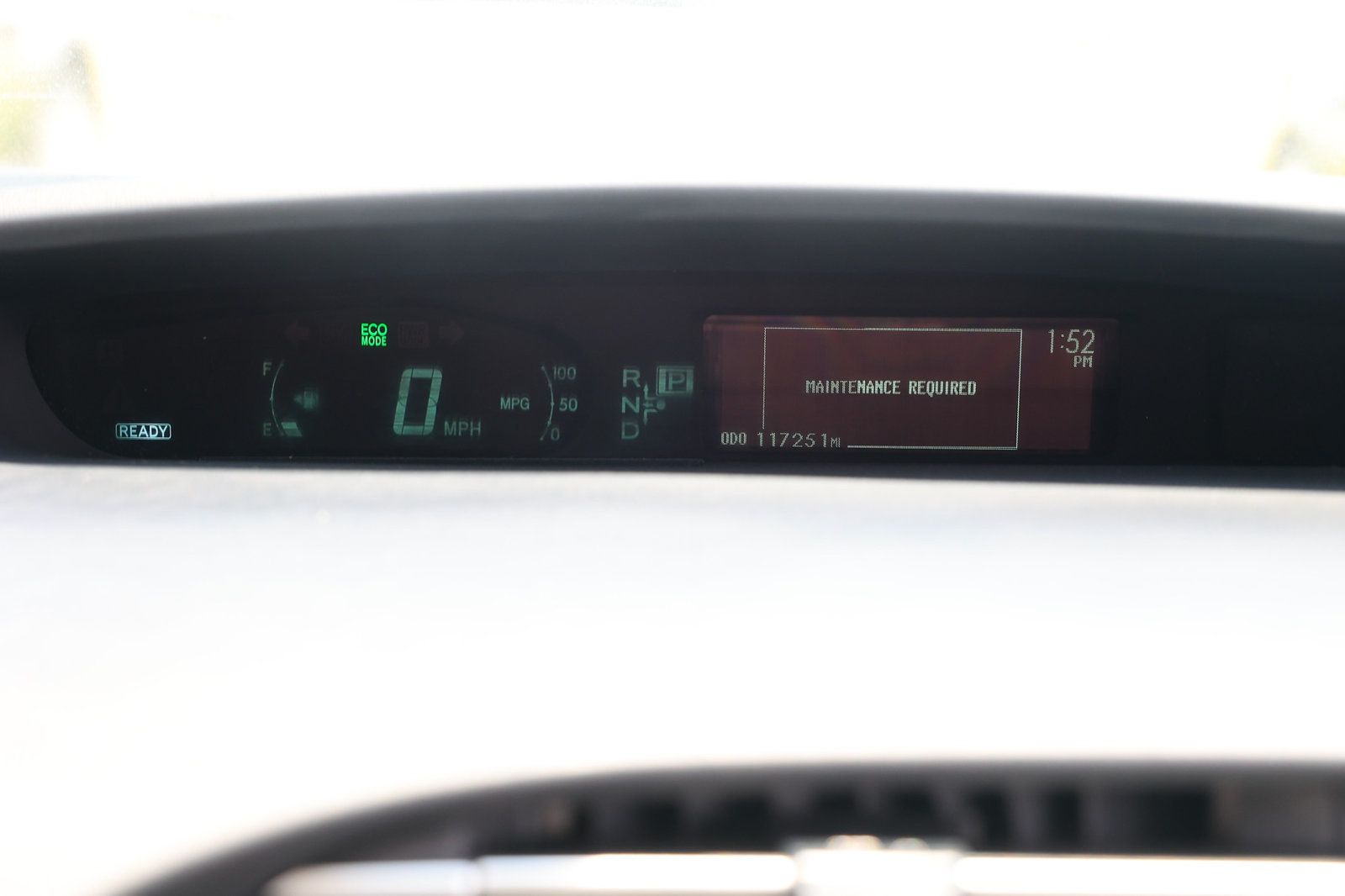 2015 Toyota Prius Four photo 35