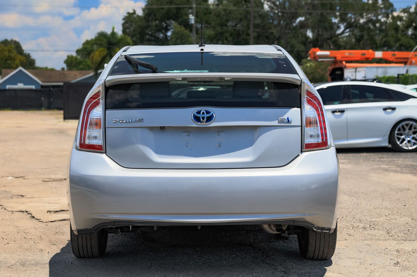 2015 Toyota Prius Four photo 9