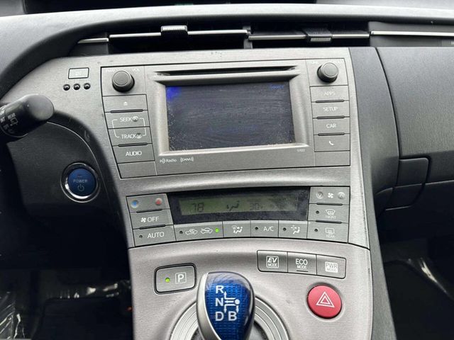 2015 Toyota Prius 5dr Hatchback Three - 22989019 - 17