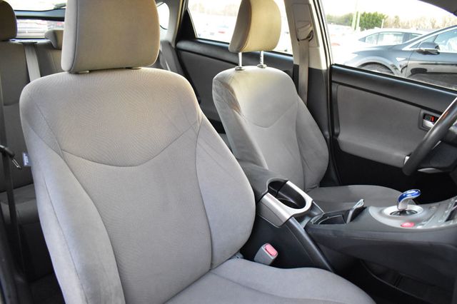 2015 Toyota Prius 5dr Hatchback Two - 22966295 - 14