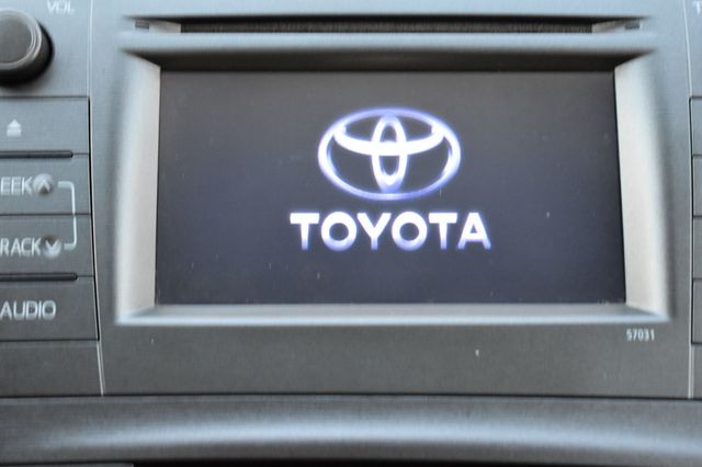 2015 Toyota Prius 5dr Hatchback Two - 22966295 - 27