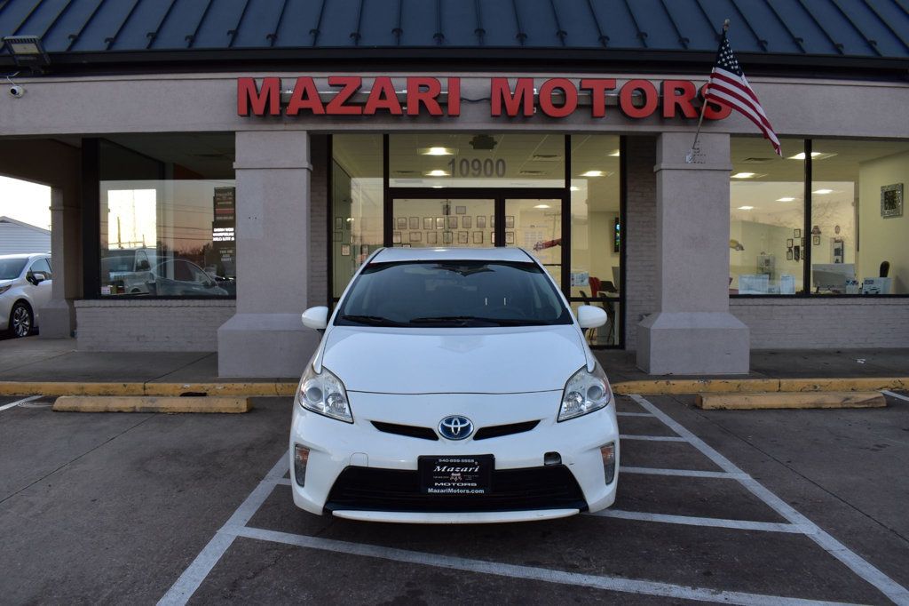 2015 Toyota Prius 5dr Hatchback Two - 22966295 - 6