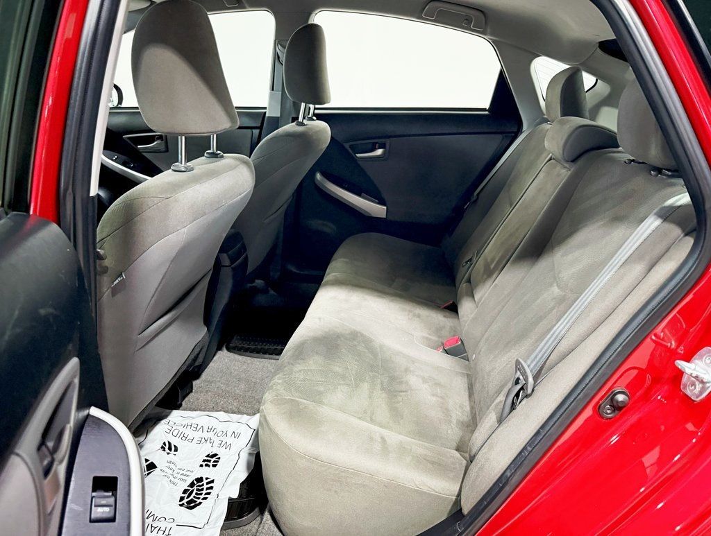 2015 Toyota Prius 5dr Hatchback Two - 22920961 - 22