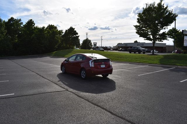 2015 Toyota Prius 5dr Hatchback Two - 23043946 - 44