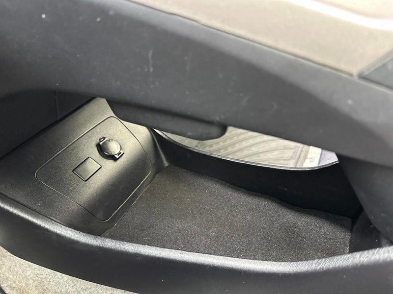 2015 Toyota Prius 5dr Hatchback Two - 22891533 - 45