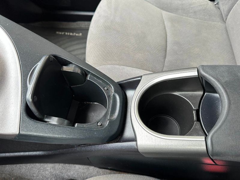 2015 Toyota Prius 5dr Hatchback Two - 22891533 - 46