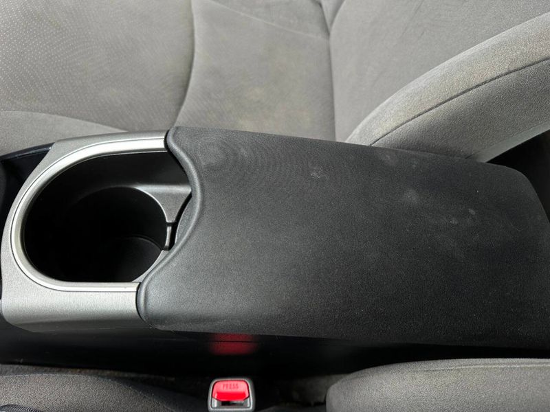 2015 Toyota Prius 5dr Hatchback Two - 22891533 - 47