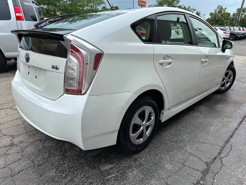 2015 Toyota Prius 5dr Hatchback Two - 22891533 - 8