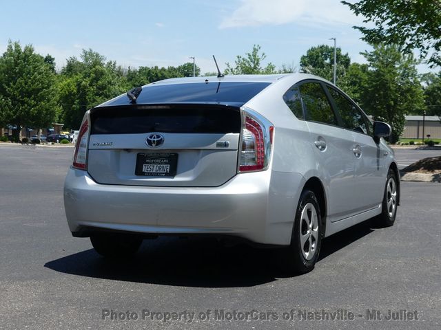 2015 Toyota Prius 5dr Hatchback Two - 23032170 - 9