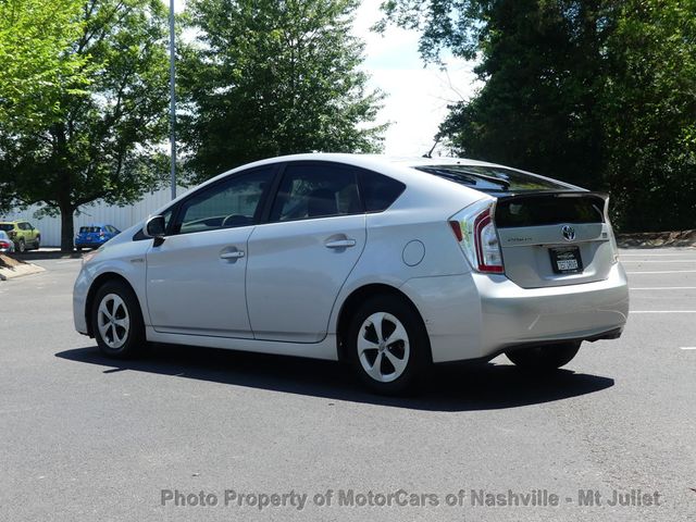 2015 Toyota Prius 5dr Hatchback Two - 23032170 - 12