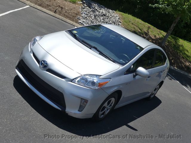 2015 Toyota Prius 5dr Hatchback Two - 23032170 - 14