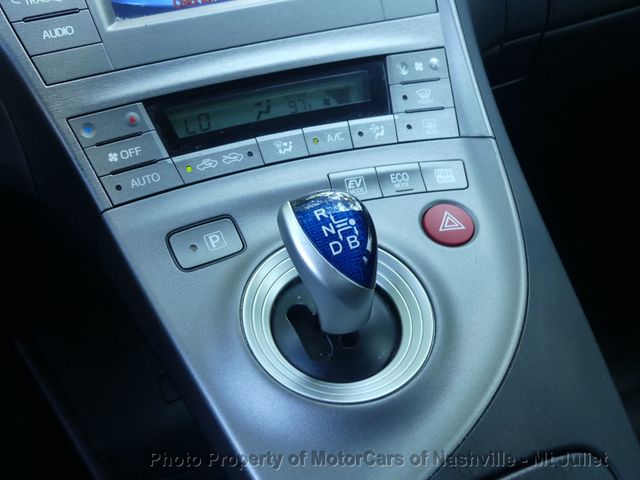 2015 Toyota Prius 5dr Hatchback Two - 23032170 - 34
