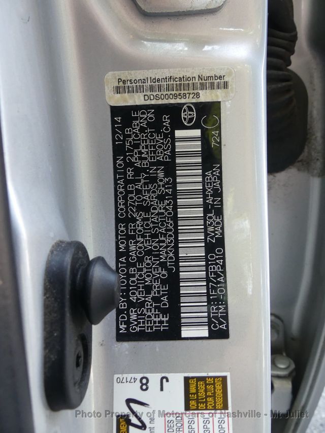 2015 Toyota Prius 5dr Hatchback Two - 23032170 - 39