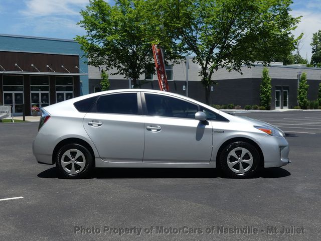 2015 Toyota Prius 5dr Hatchback Two - 23032170 - 7