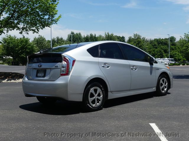 2015 Toyota Prius 5dr Hatchback Two - 23032170 - 8