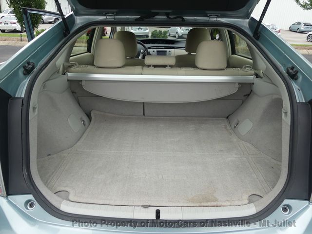 2015 Toyota Prius 5dr Hatchback Two - 23045541 - 32