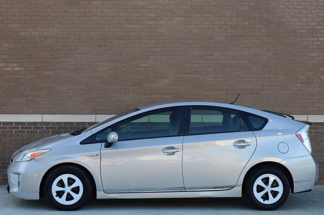 2015 Toyota Prius Two - 23095861 - 1