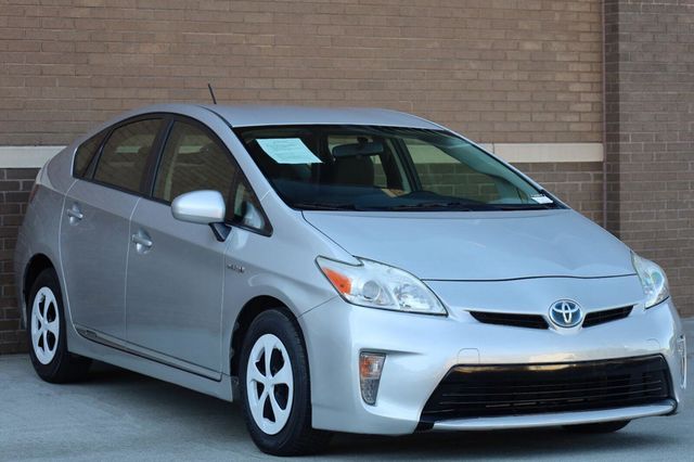2015 Toyota Prius Two - 23095861 - 6