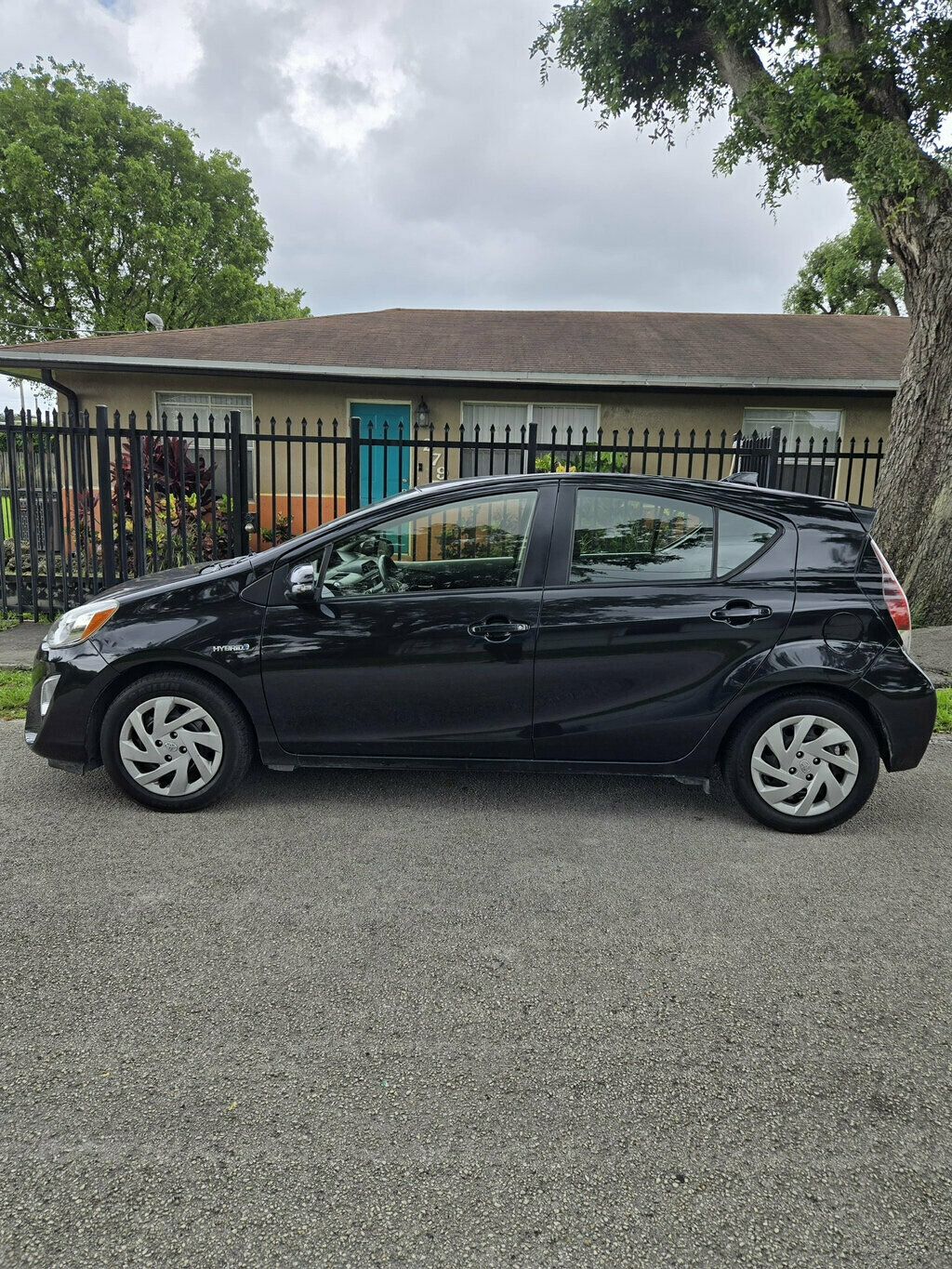 2015 Toyota Prius c  - 23036760 | Video 1