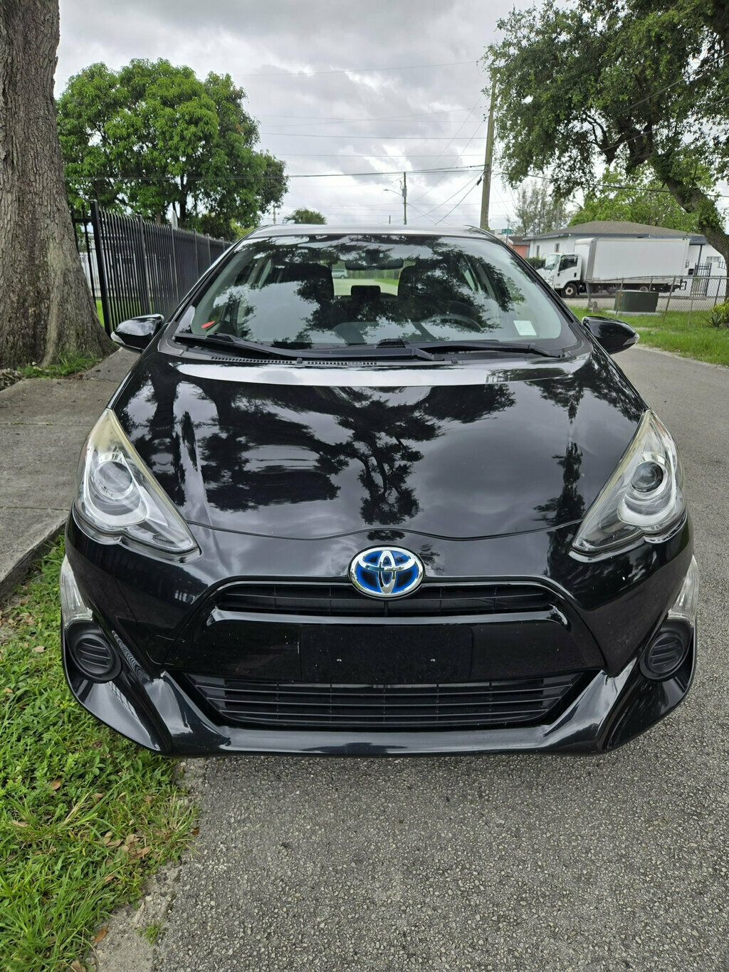 2015 Toyota Prius c  - 23036760 - 9
