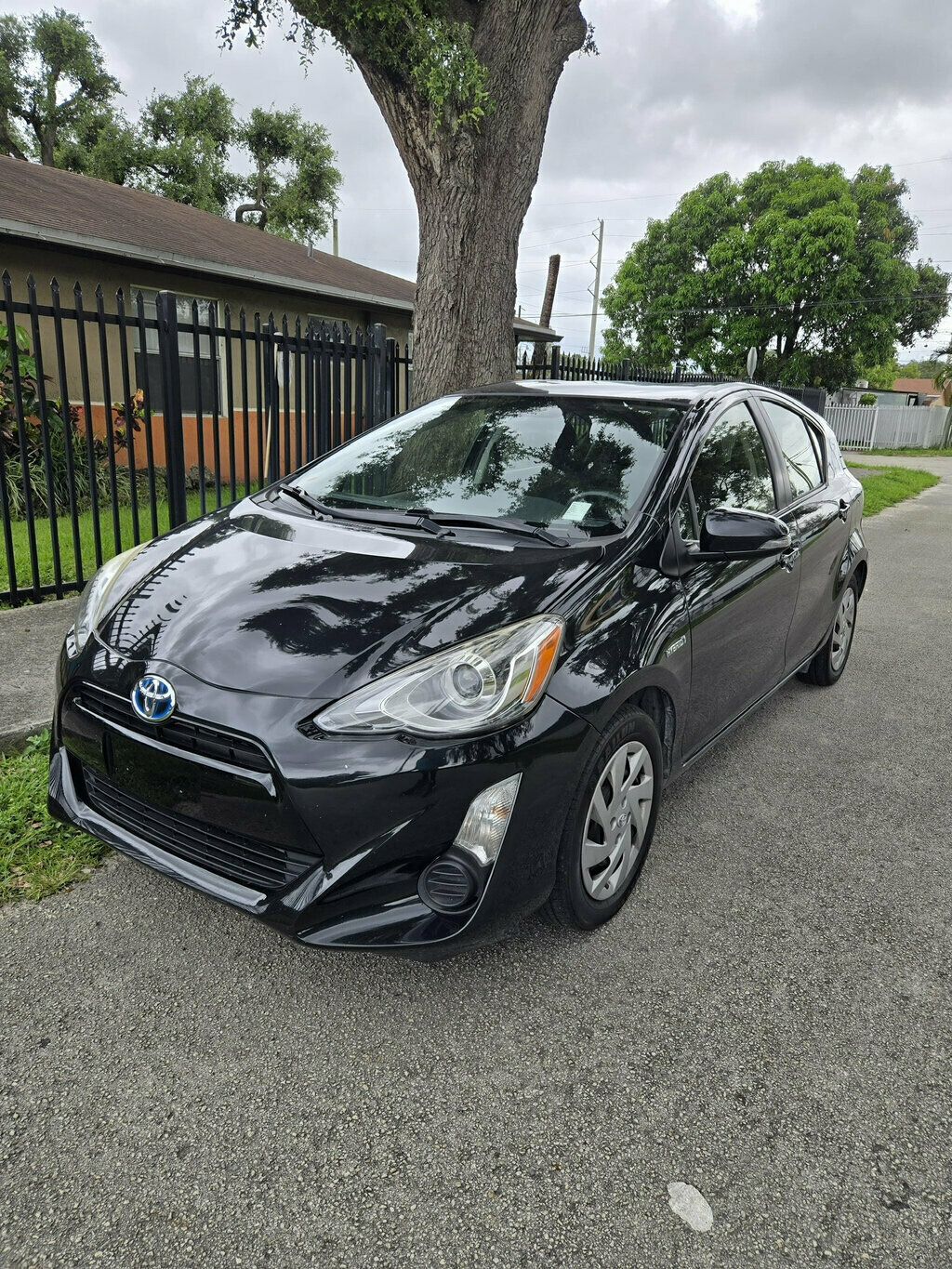 2015 Toyota Prius c  - 23036760 - 2