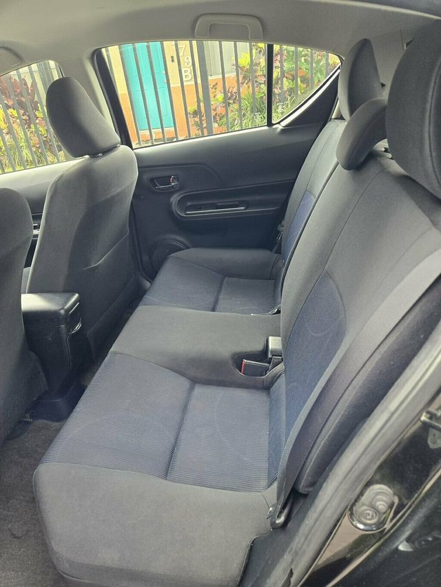 2015 Toyota Prius c  - 23036760 - 4