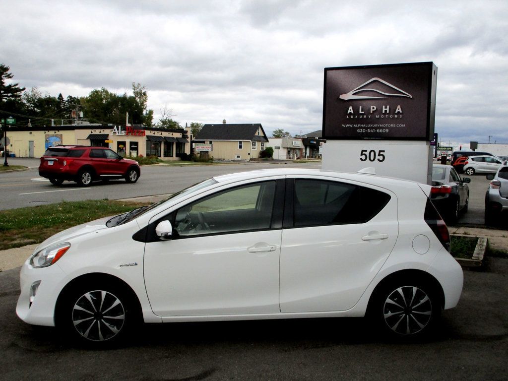 2015 Toyota Prius c 5dr Hatchback Two - 22930706 - 10
