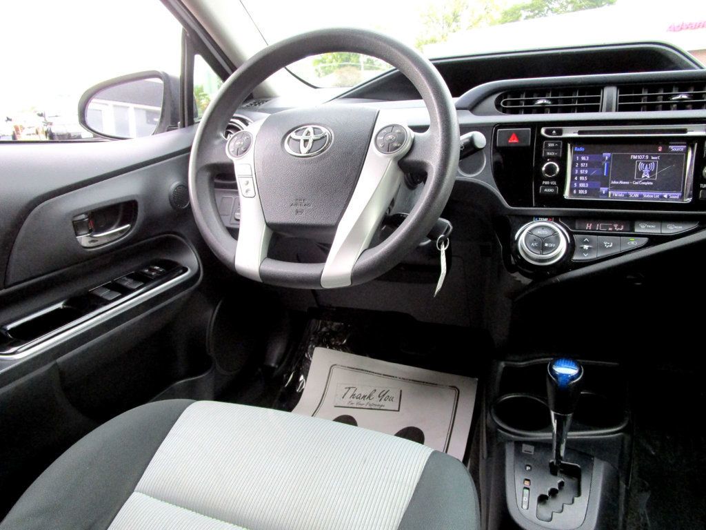 2015 Toyota Prius c 5dr Hatchback Two - 22930706 - 17