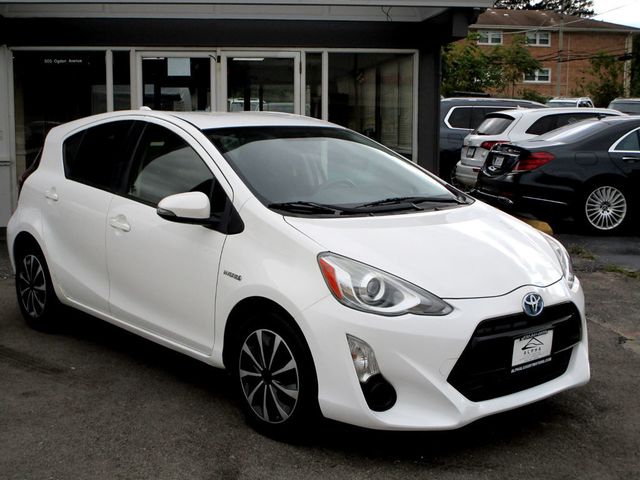 2015 Toyota Prius c 5dr Hatchback Two - 22930706 - 5