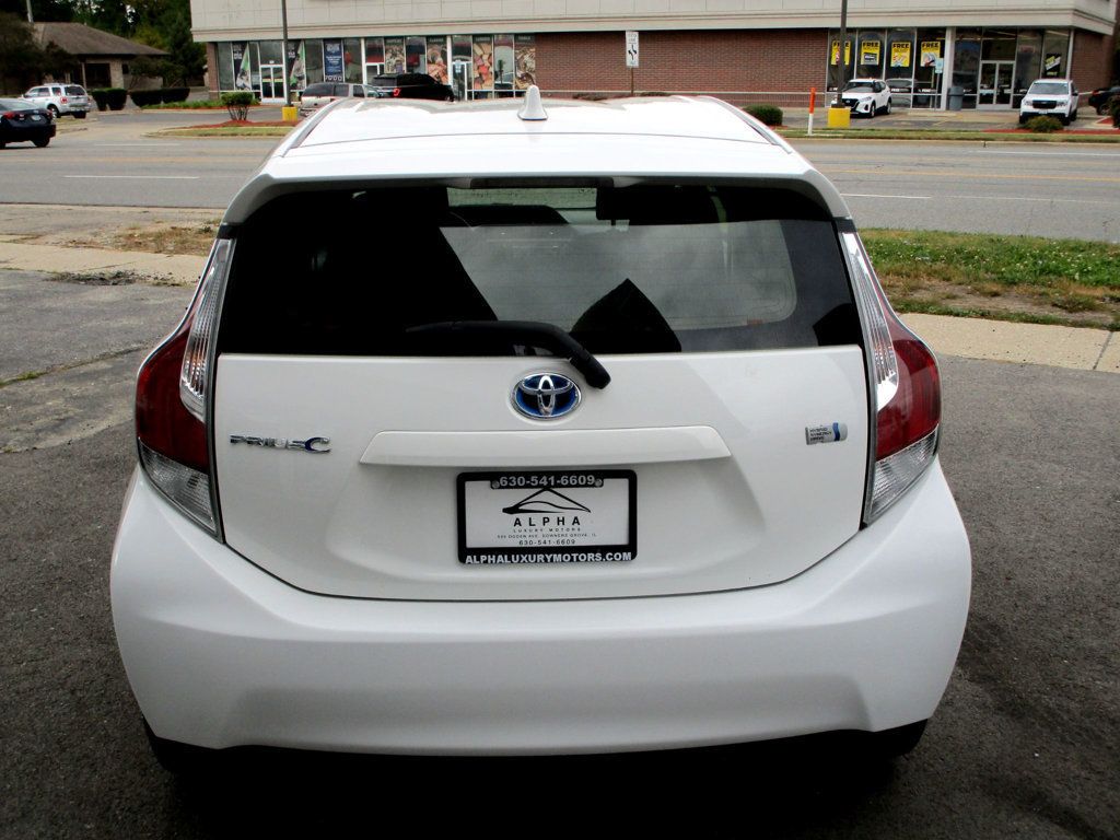 2015 Toyota Prius c 5dr Hatchback Two - 22930706 - 7